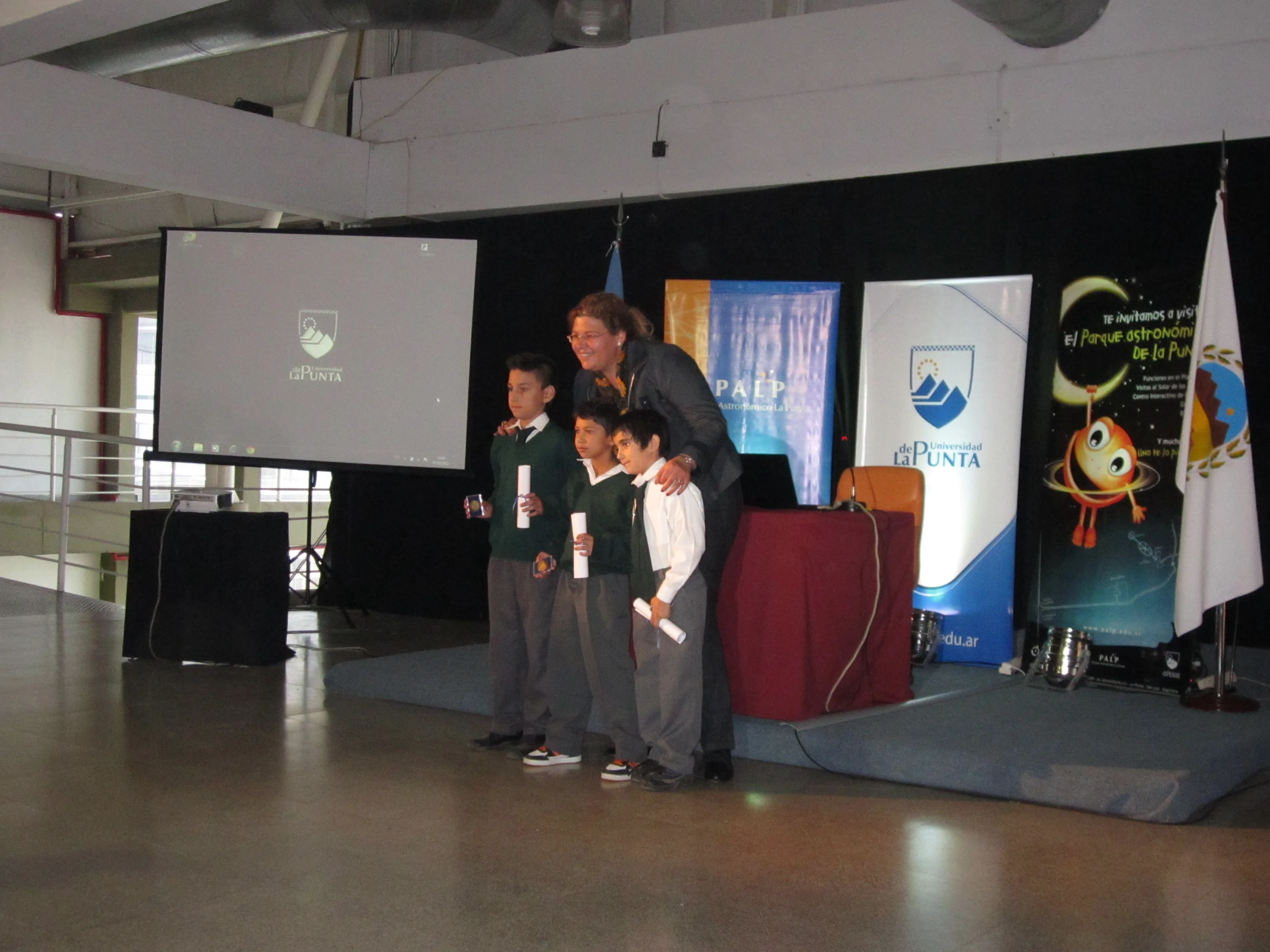 Estudiantes participando del Proyecto Clementina